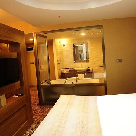 Bendis Hotel Halic Exteriér fotografie